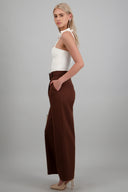 Pantalón liso cinturón