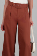 Pantalón liso cinturón