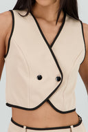 Chaleco detalle contraste cruzado 2 botones Hyp