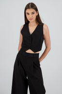 Chaleco con detalles satinados