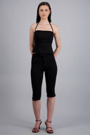 Pantalon corto tipo capri