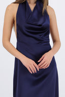 Vestido maxi escote cascada satinado