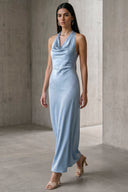 Vestido maxi escote cascada satinado