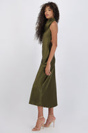 Vestido midi cuello alto espalda descubierta