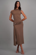 Vestido midi hombro caido detalle cadera