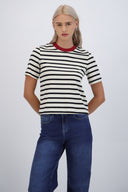 Tshirt rayas cuello contraste