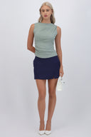 Falda short detalle abertura