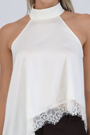 Top satin halter detalle encaje