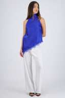 Top halter amarre satinado detalle encaje
