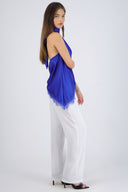 Top halter amarre satinado detalle encaje