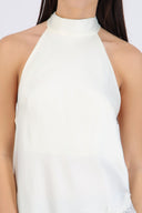 Top halter amarre satinado detalle encaje