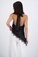Top halter amarre satinado detalle encaje