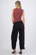 Pantalón barrel ajustable