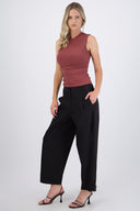 Pantalón barrel ajustable