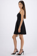 Vestido mini cortes